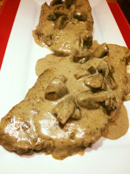Slow Cooked Steak With Creamy Mushroom Sauce Slow Cooker Central 